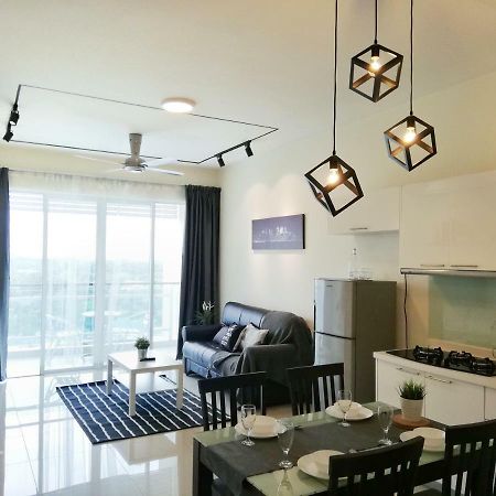 Ara Damansara Oasis Residence, Specious Home 4-8Pax, 8Min Subang Airport, 10Min Sunway Petaling Jaya Eksteriør bilde